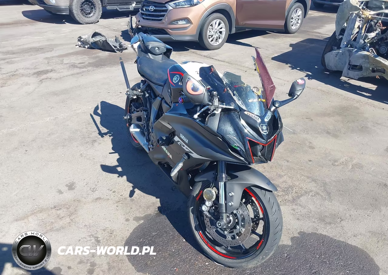 2024 Yamaha Yzfr7 – zdjęcie 1 z 13