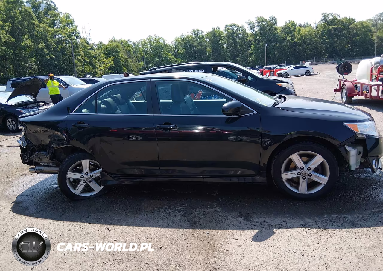 2014 Toyota Camry Se VIN:4T1BF1FK4EU407112 - 13