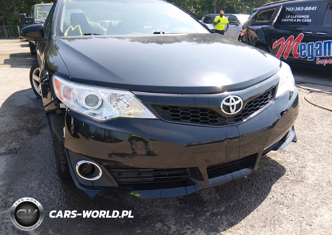 2014 Toyota Camry Se VIN:4T1BF1FK4EU407112 - 17