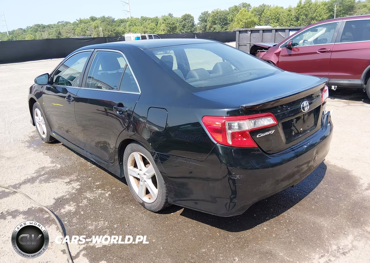2014 Toyota Camry Se VIN:4T1BF1FK4EU407112 - 3