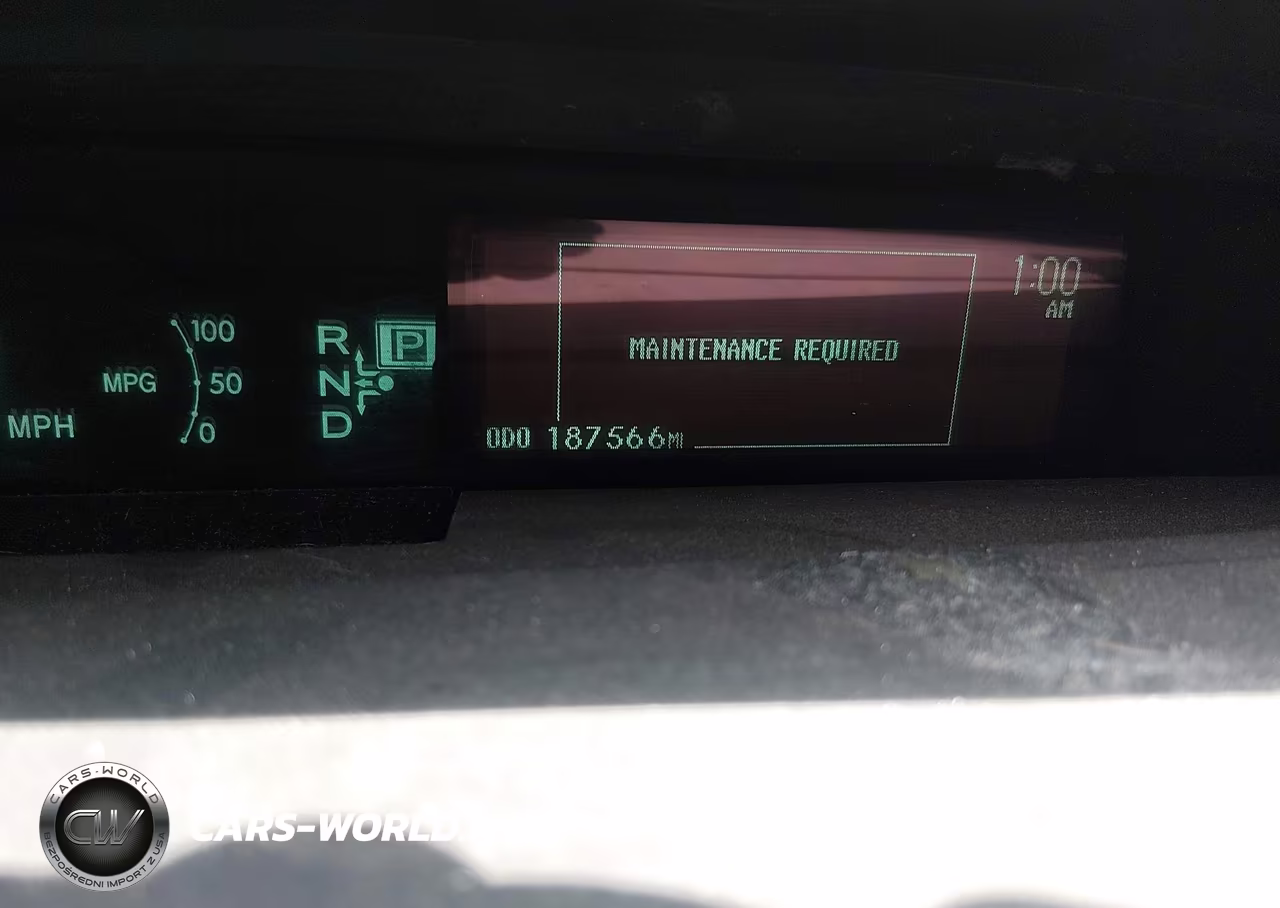 2015 Toyota Prius Two VIN:JTDKN3DU9F1927476 - 18