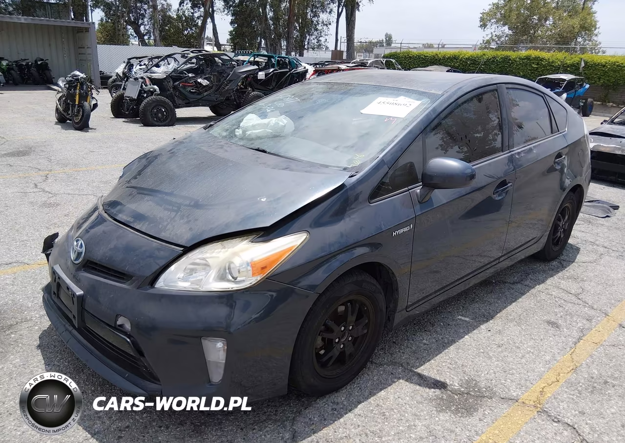 2015 Toyota Prius Two VIN:JTDKN3DU9F1927476 - 2