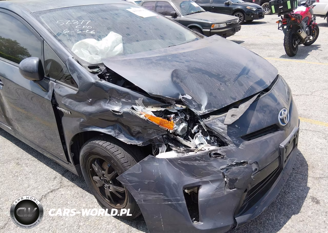2015 Toyota Prius Two VIN:JTDKN3DU9F1927476 - 6