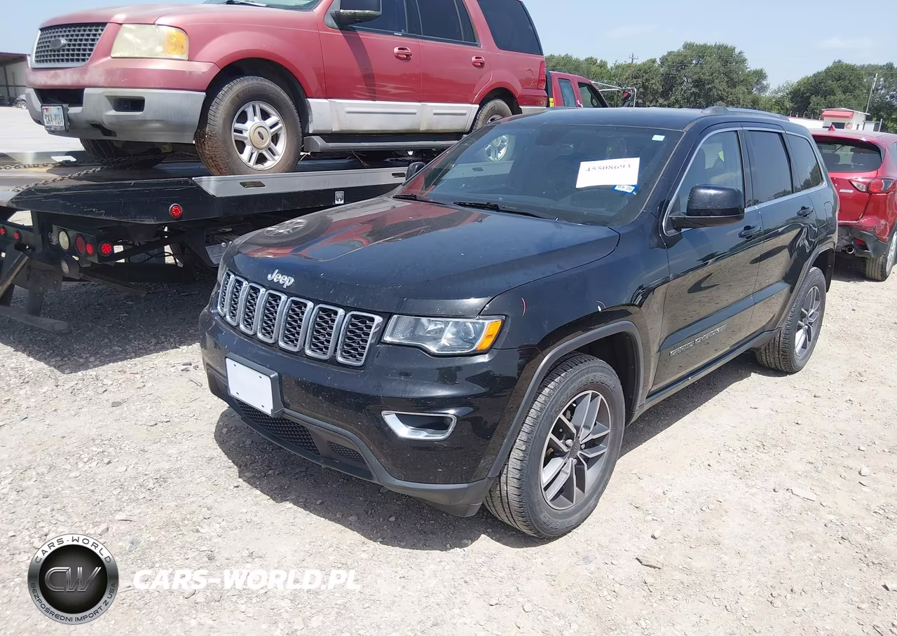 2019 Jeep Grand Cherokee Laredo E 4X2 VIN:1C4RJEAG6KC673261 - 2