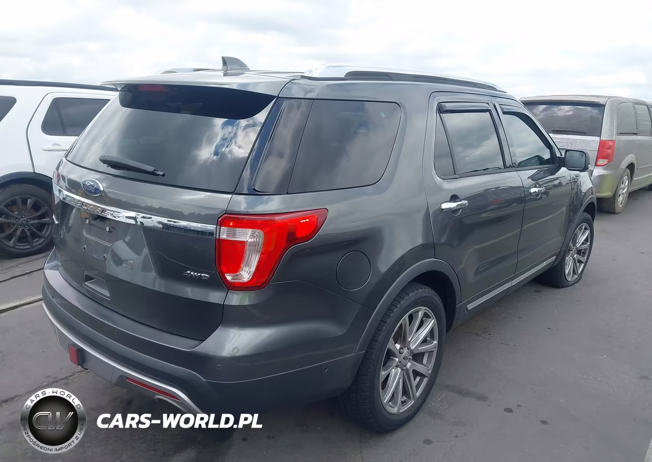 2016 Ford Explorer Limited VIN:1FM5K8F87GGD35782 - 4