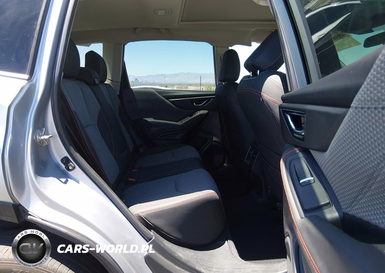 2022 Subaru Forester Sport VIN:JF2SKAGC0NH499546 - 8