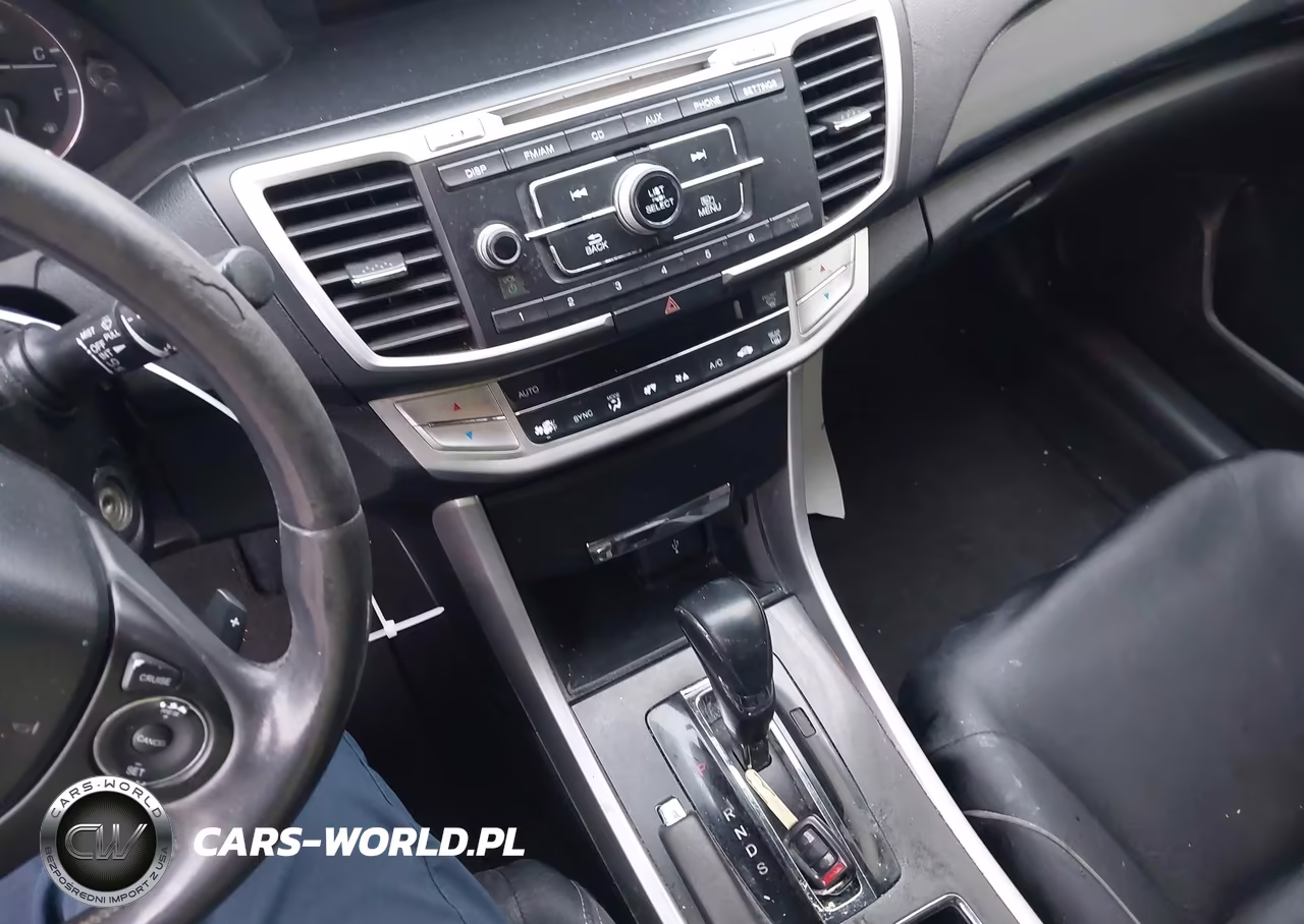 2014 Honda Accord Sport VIN:1HGCR2F58EA059916 - 11