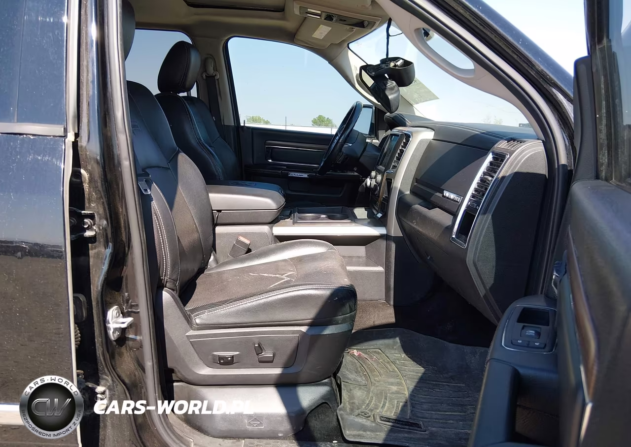 2015 Ram 1500 Laramie VIN:1C6RR7NM9FS567894 - 5