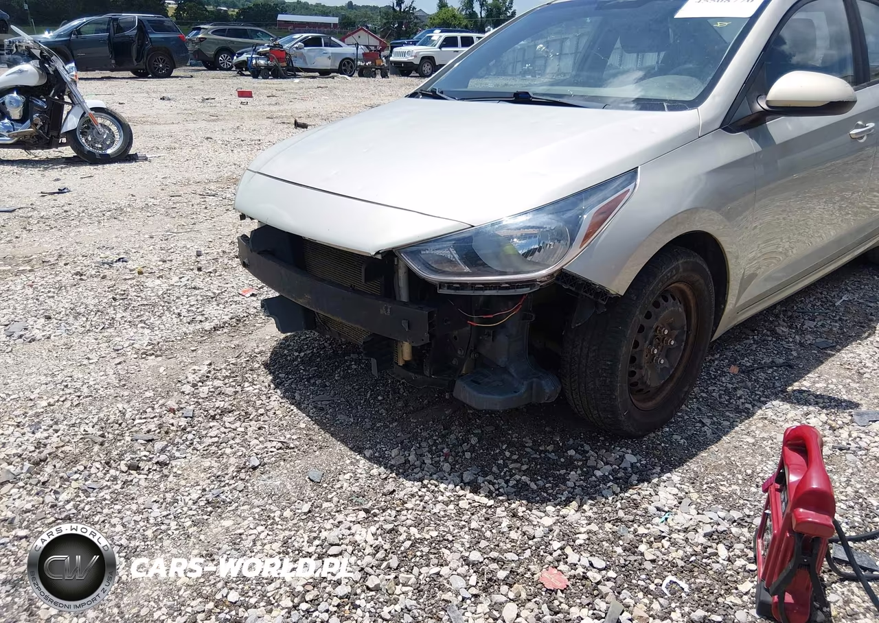 2018 Hyundai Accent Se VIN:3KPC24A32JE021075 - 6