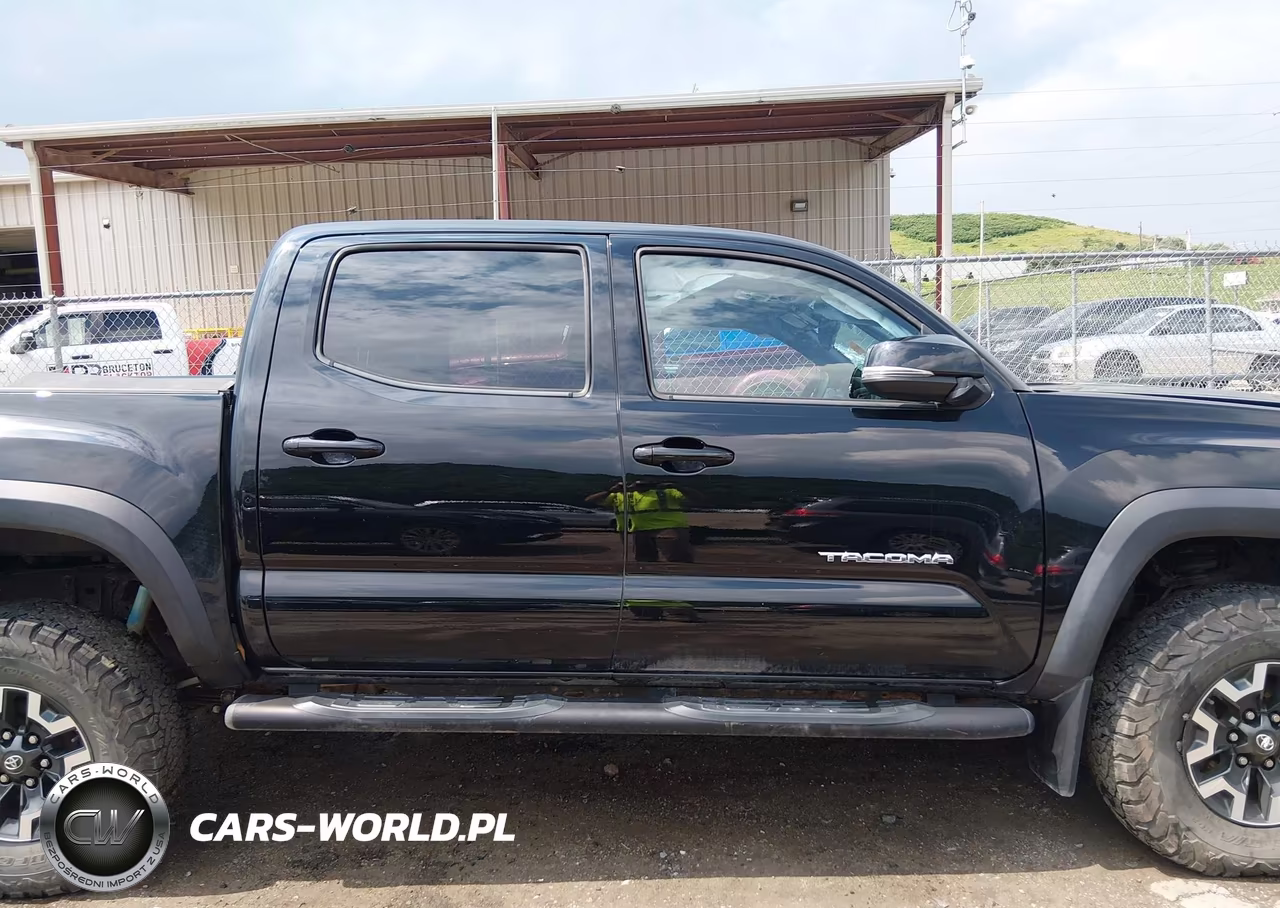 2016 Toyota Tacoma Trd Off Road VIN:5TFCZ5AN8GX040256 - 14