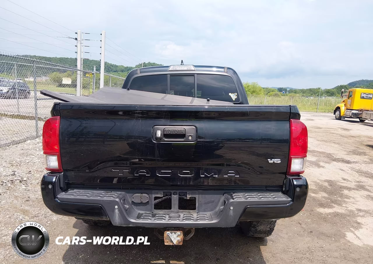 2016 Toyota Tacoma Trd Off Road VIN:5TFCZ5AN8GX040256 - 17