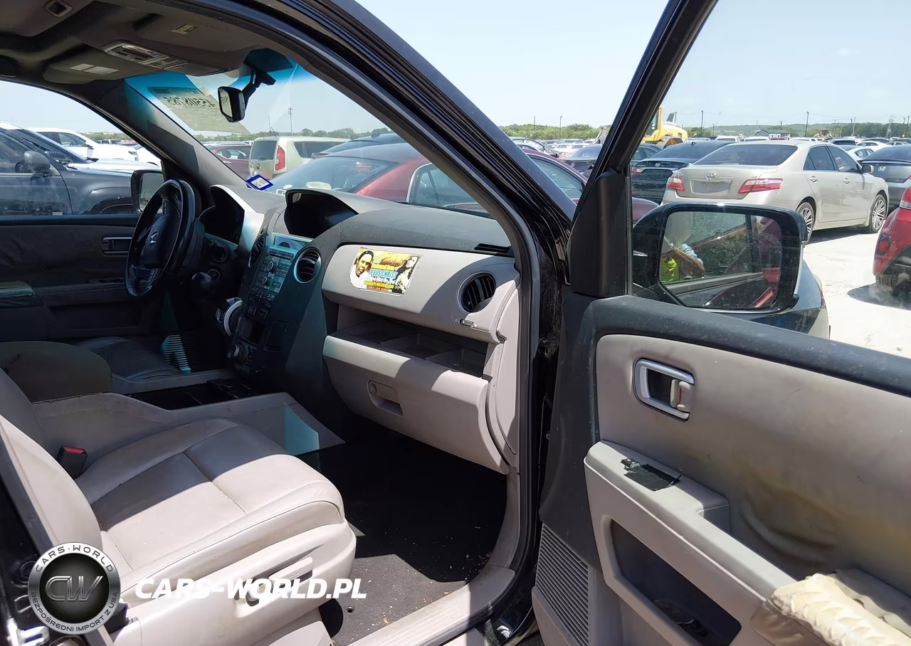 2010 Honda Pilot Touring VIN:5FNYF4H86AB025491 - 5