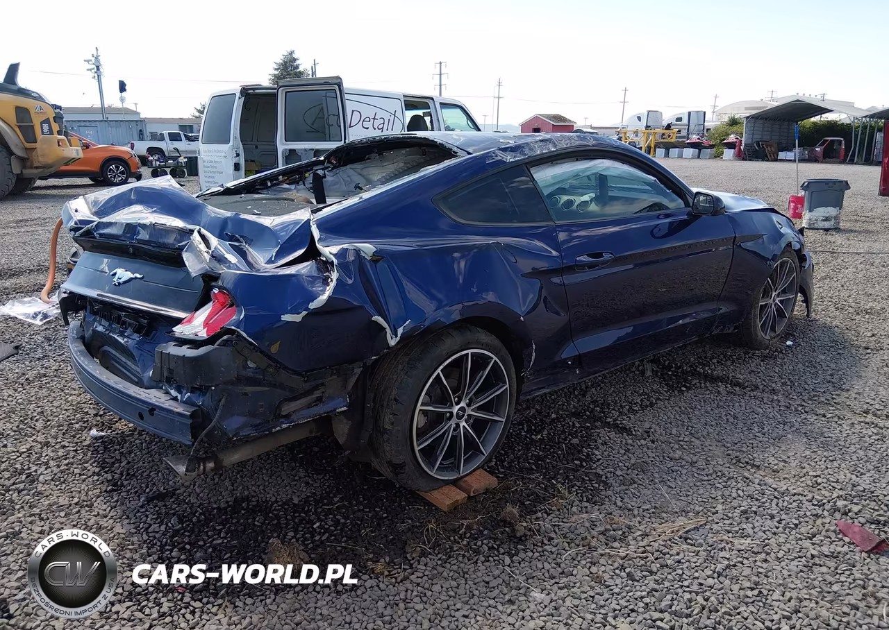 2018 Ford Mustang Ecoboost VIN:1FA6P8TH9J5172740 - 4