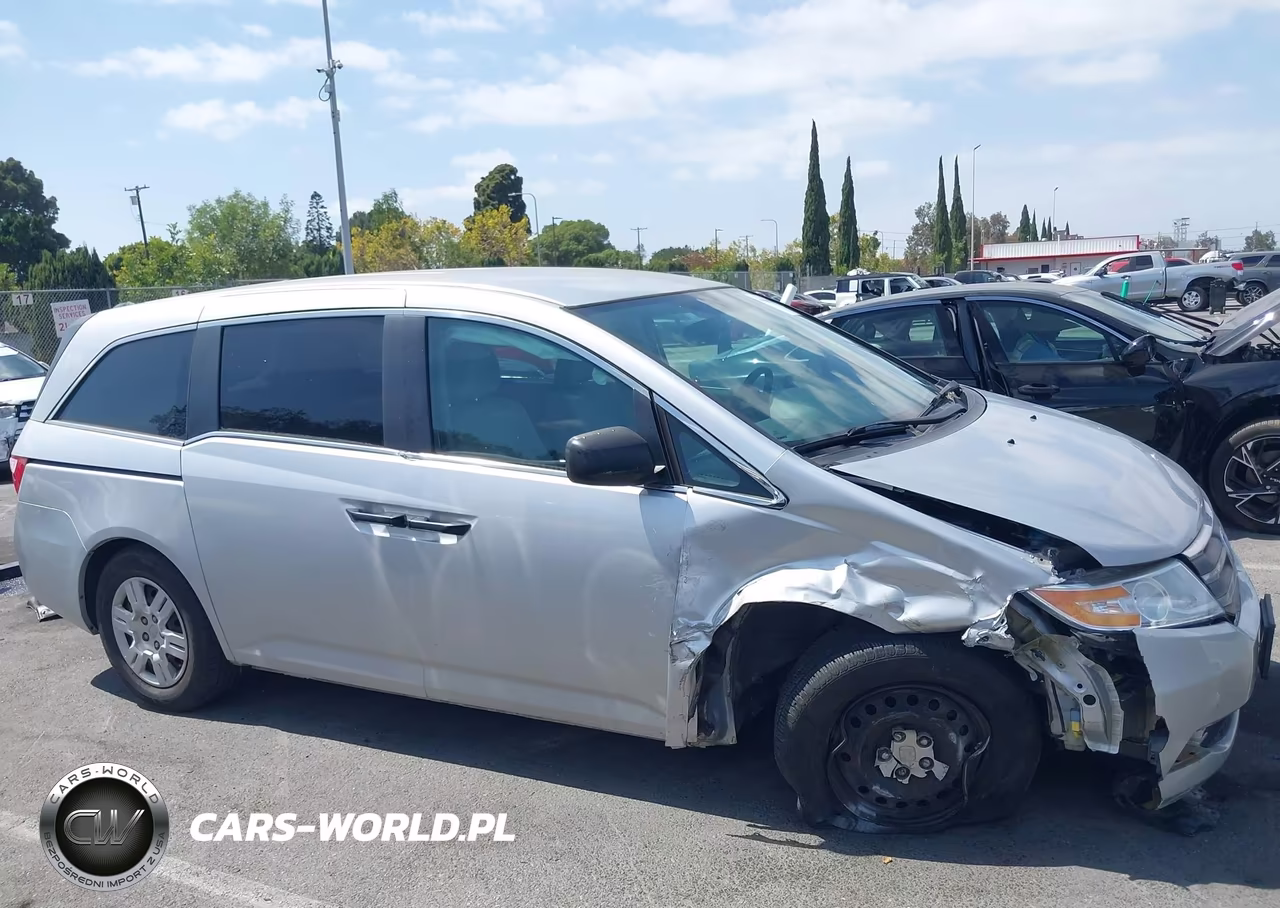 2013 Honda Odyssey Lx VIN:5FNRL5H23DB034166 - 12