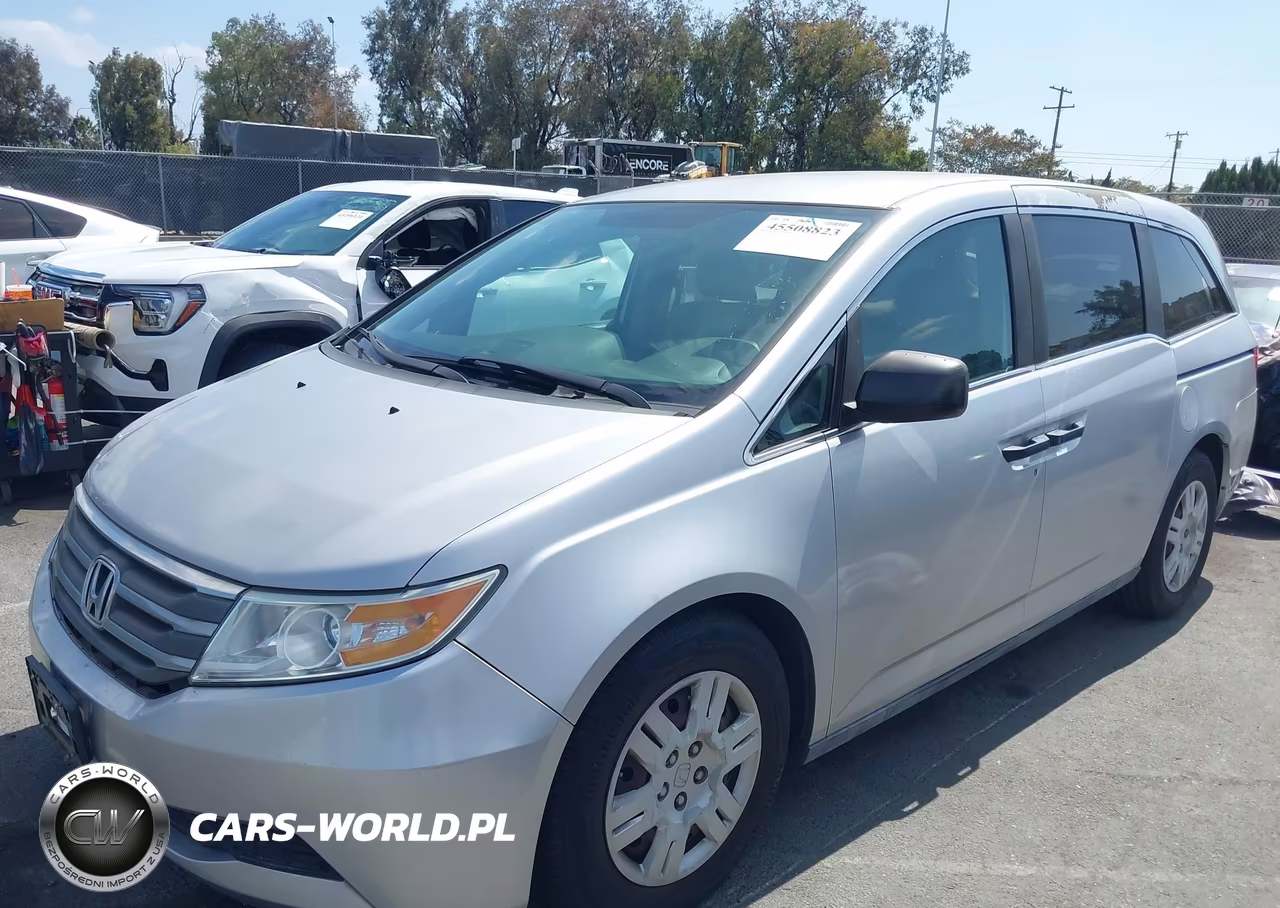 2013 Honda Odyssey Lx VIN:5FNRL5H23DB034166 - 2