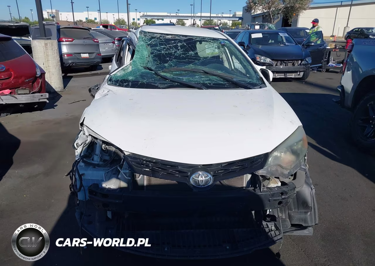 2015 Toyota Corolla S Plus VIN:5YFBURHE3FP353557 - 13
