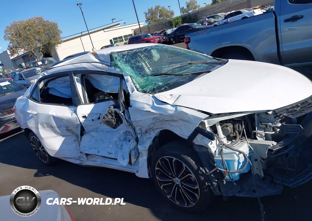 2015 Toyota Corolla S Plus VIN:5YFBURHE3FP353557 - 14