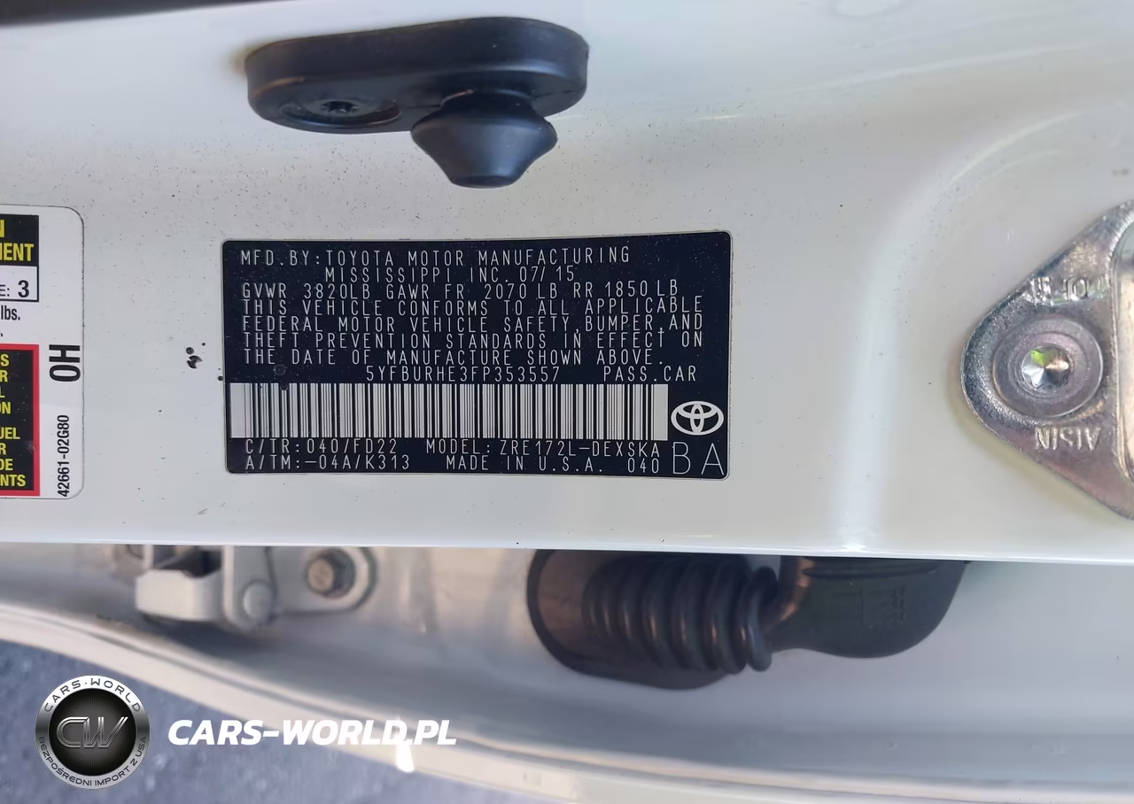 2015 Toyota Corolla S Plus VIN:5YFBURHE3FP353557 - 9