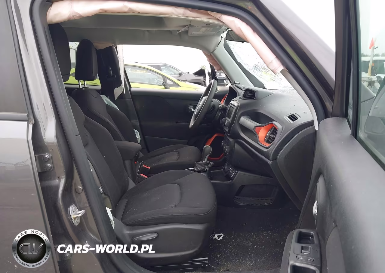 2018 Jeep Renegade Upland Edition 4X4 VIN:ZACCJBAB7JPJ11613 - 5