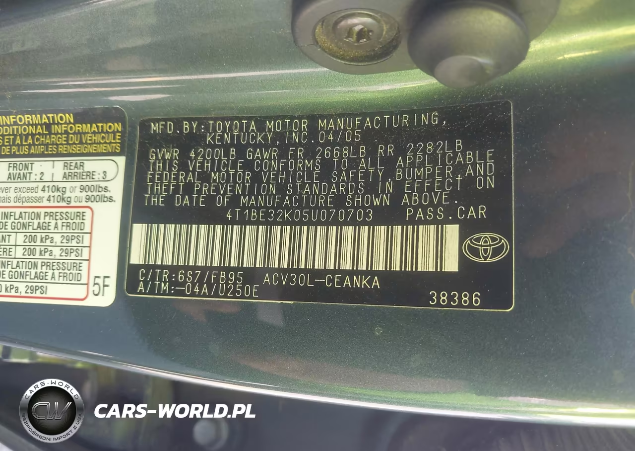 2005 Toyota Camry Le VIN:4T1BE32K05U070703 - 9