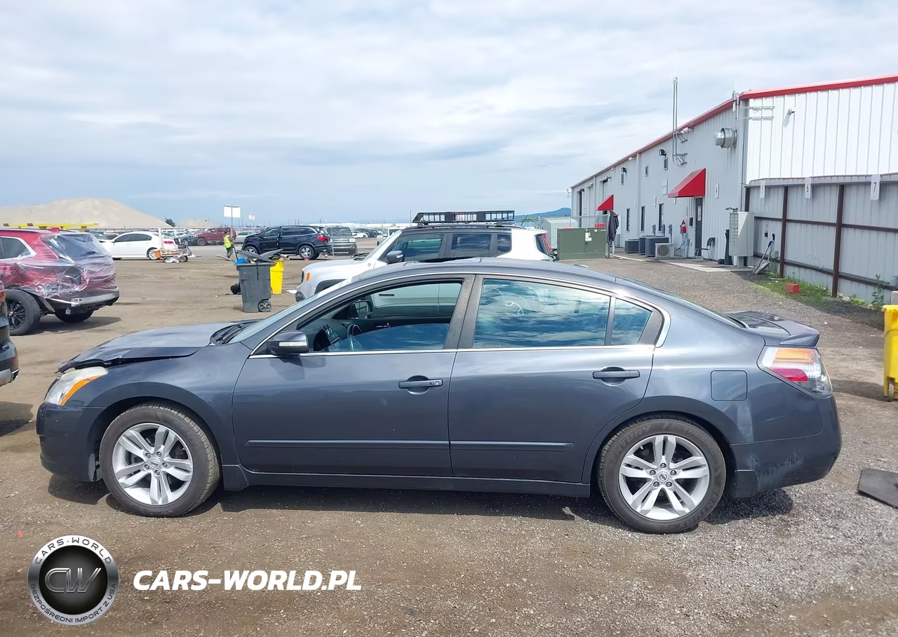 NISSAN ALTIMA SR VIN:1N4BL2AP9AN535569 - 14