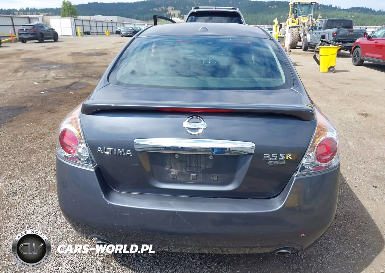 NISSAN ALTIMA SR VIN:1N4BL2AP9AN535569 - 16