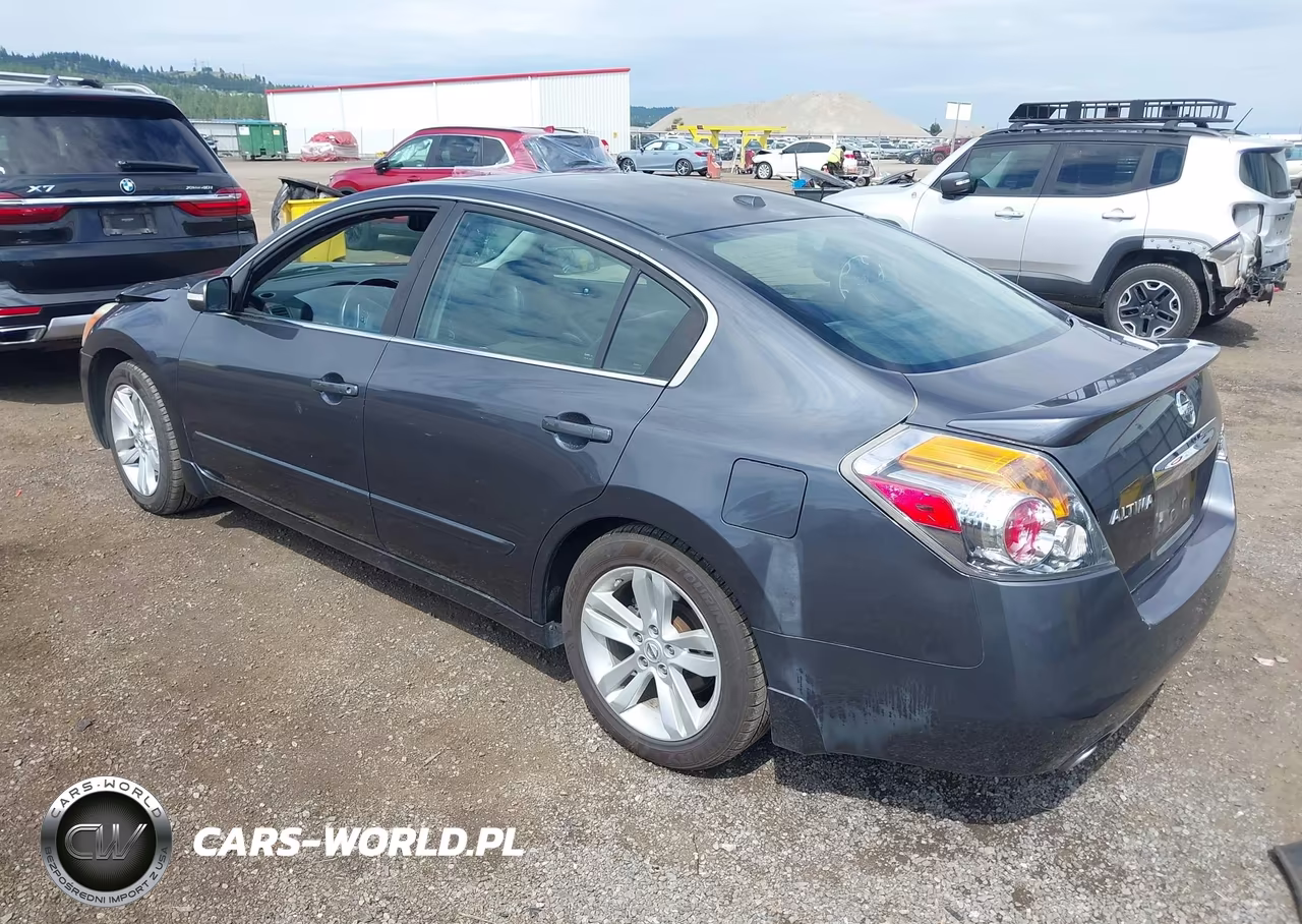 NISSAN ALTIMA SR VIN:1N4BL2AP9AN535569 - 3
