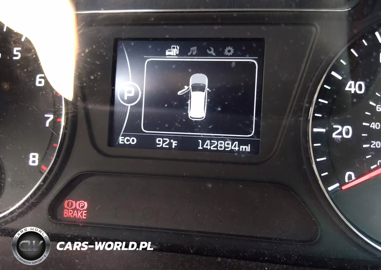 2018 Kia Sorento 2.4L L VIN:5XYPG4A31JG426978 - 15
