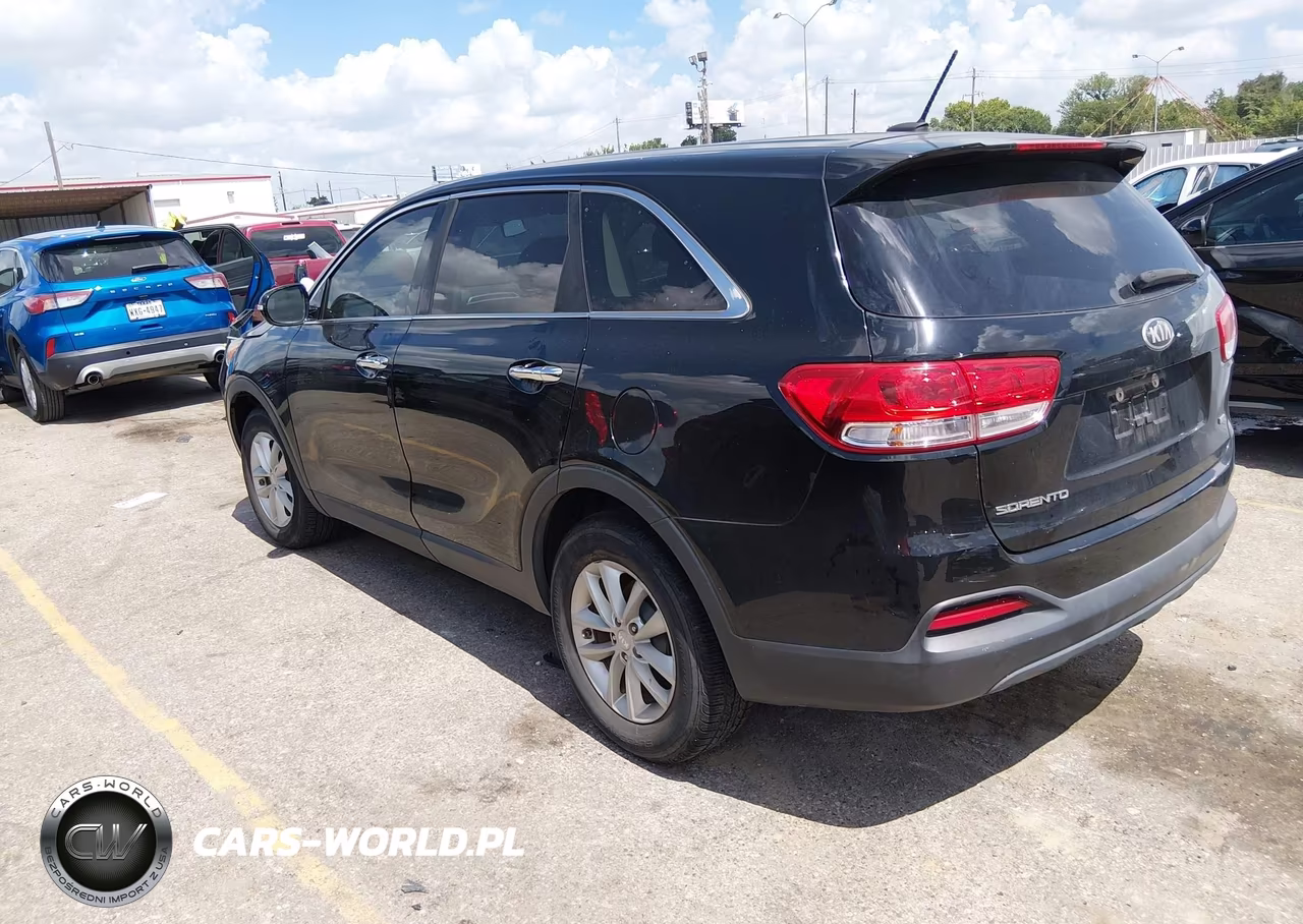2018 Kia Sorento 2.4L L VIN:5XYPG4A31JG426978 - 3