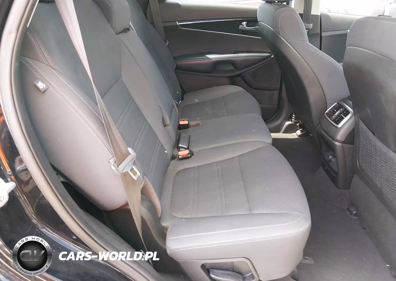 2018 Kia Sorento 2.4L L VIN:5XYPG4A31JG426978 - 8