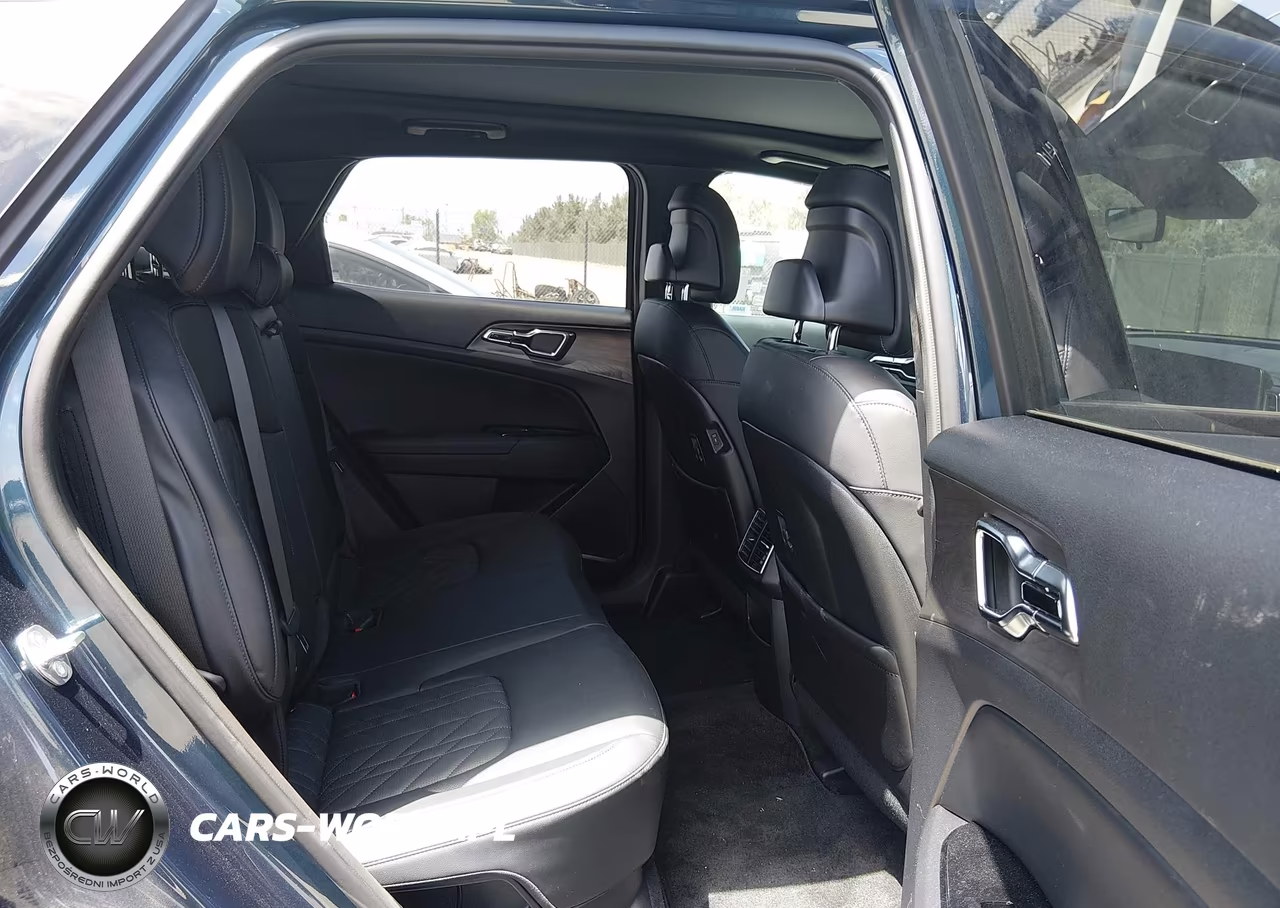 2023 Kia Sportage Plug-In Hybrid X-Line Prestige VIN:KNDPZDAH9P7105072 - 8