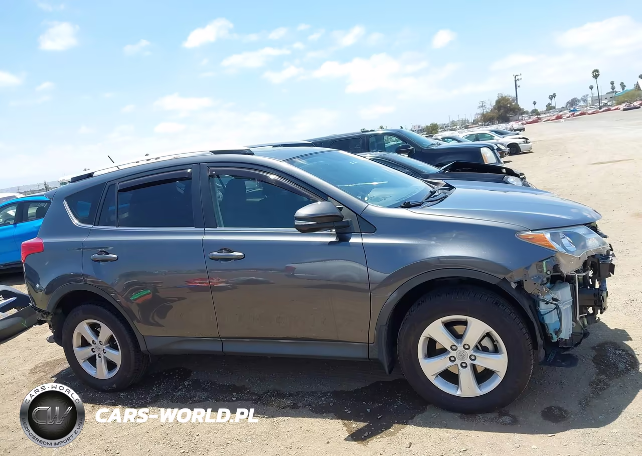 2013 Toyota Rav4 Xle VIN:JTMWFREV7DD006622 - 14