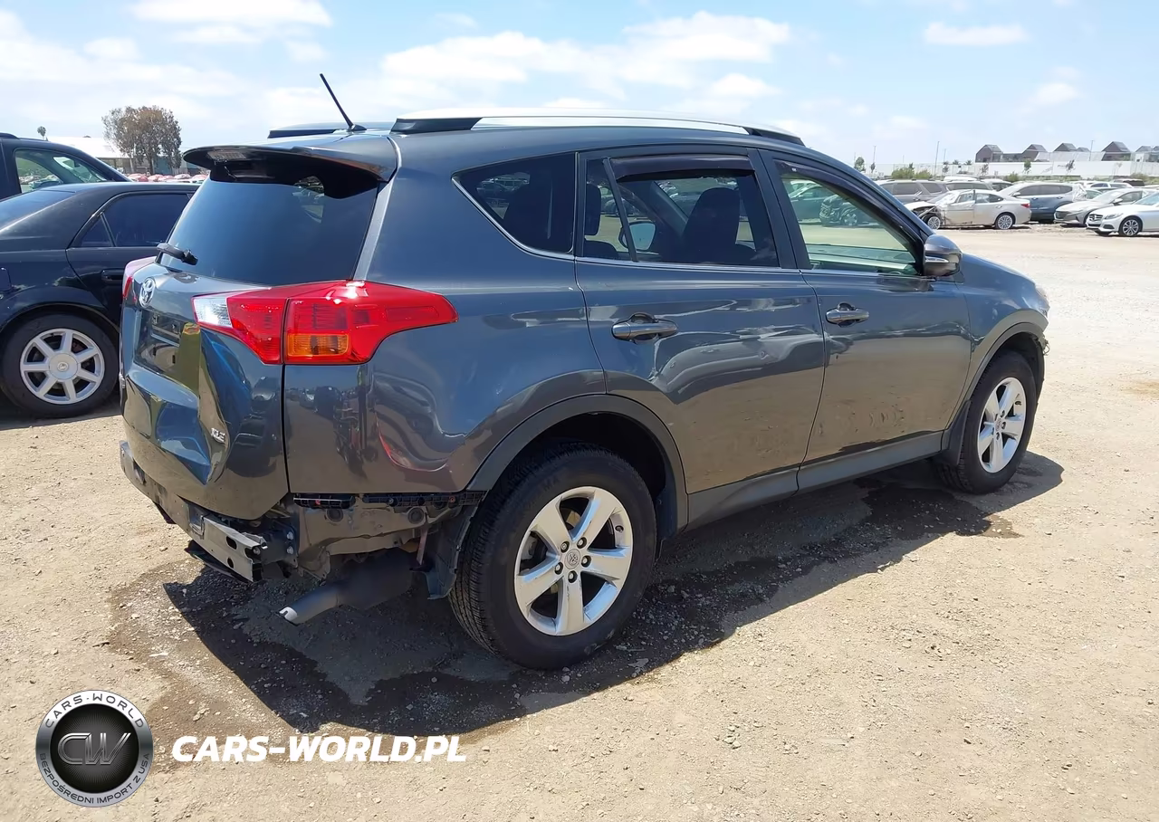 2013 Toyota Rav4 Xle VIN:JTMWFREV7DD006622 - 4