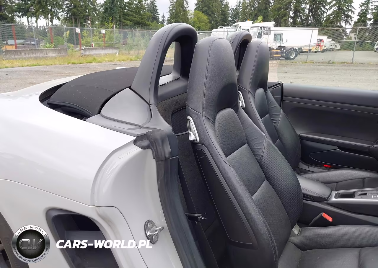 2019 Porsche 718 Boxster S VIN:WP0CB2A80KS228742 - 8