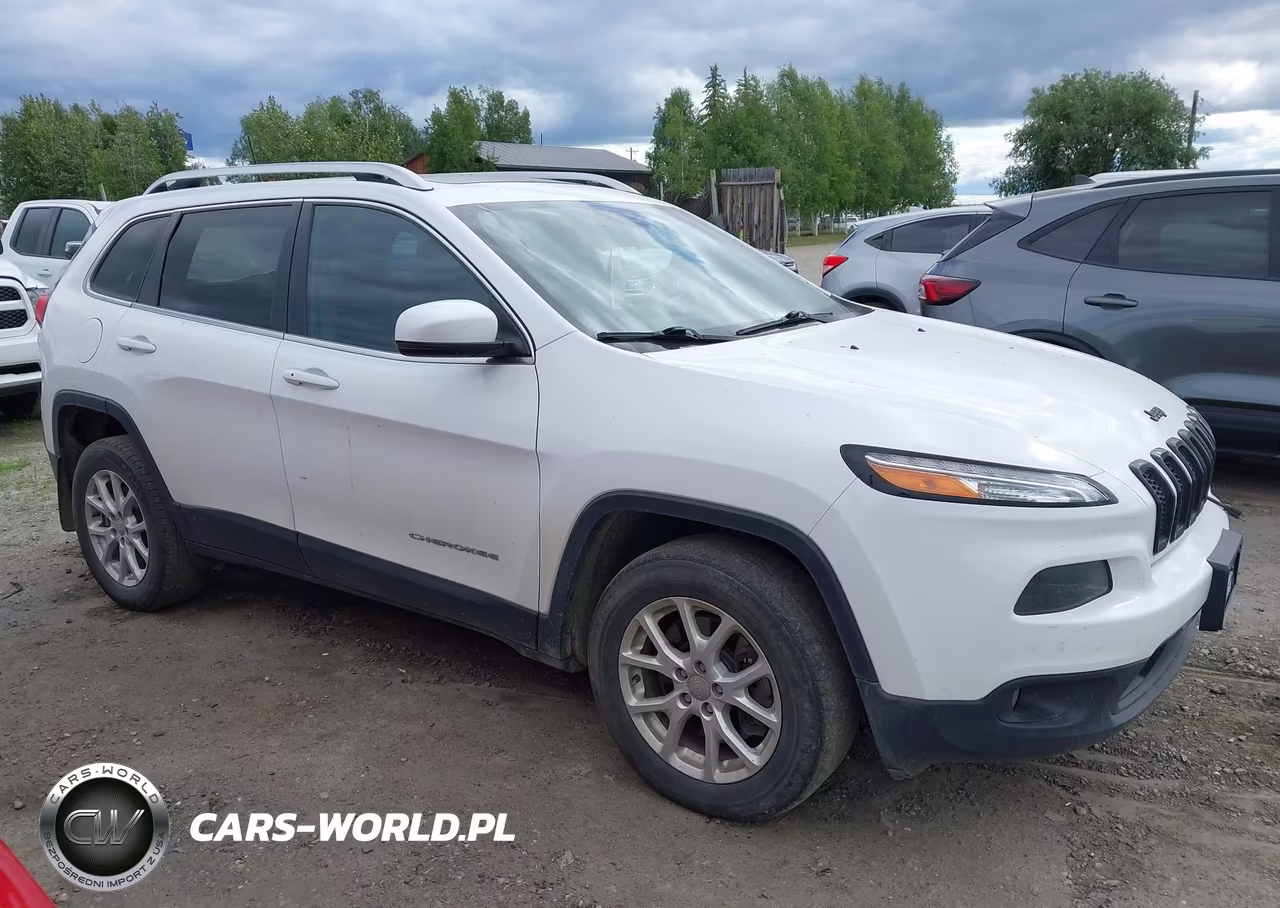 2017 Jeep Cherokee Latitude 4X4 VIN:1C4PJMCS6HW602717 - 13