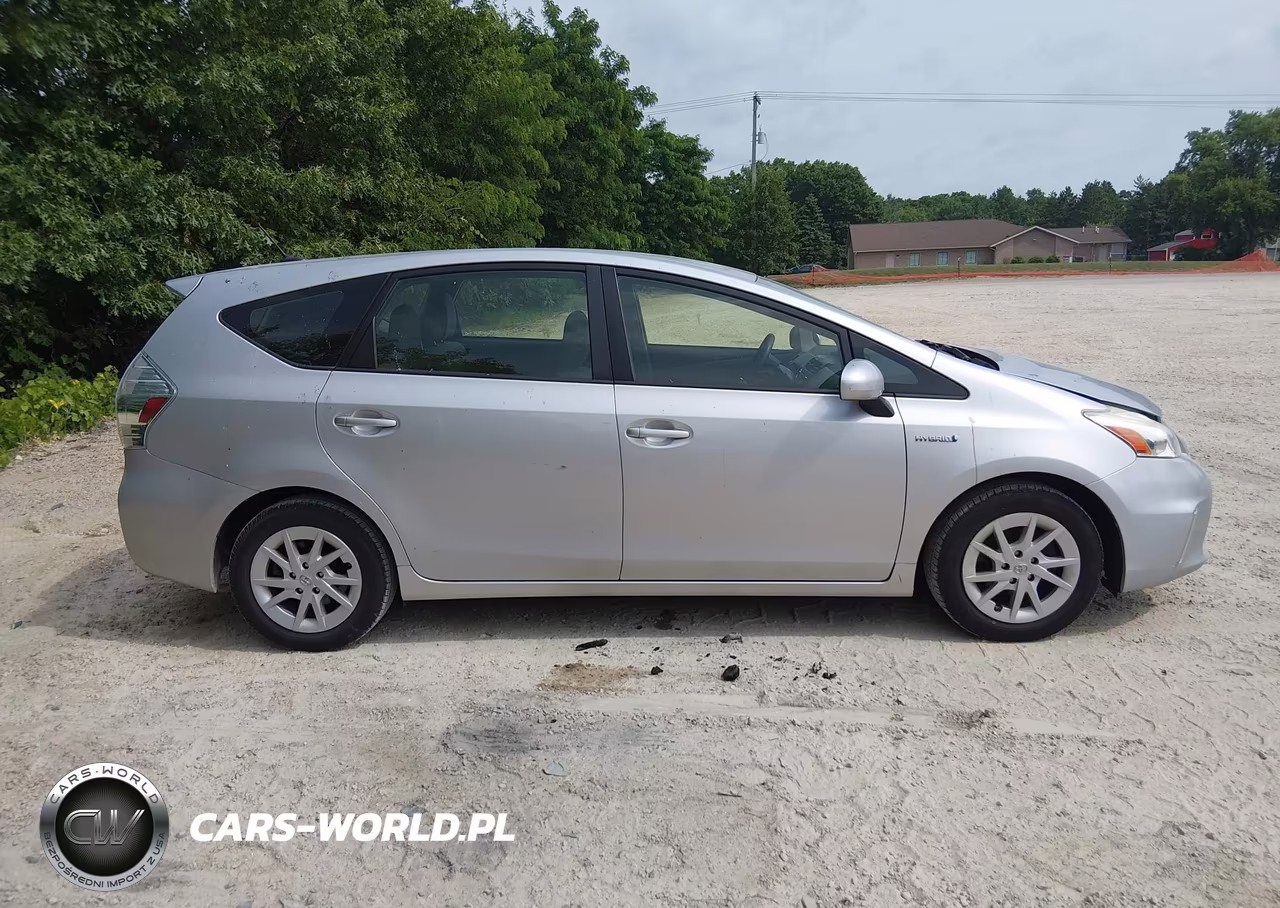 2013 Toyota Prius V Three VIN:JTDZN3EU5D3282792 - 13