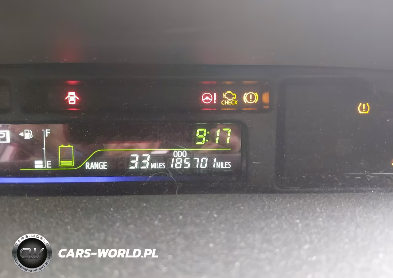 2013 Toyota Prius V Three VIN:JTDZN3EU5D3282792 - 15