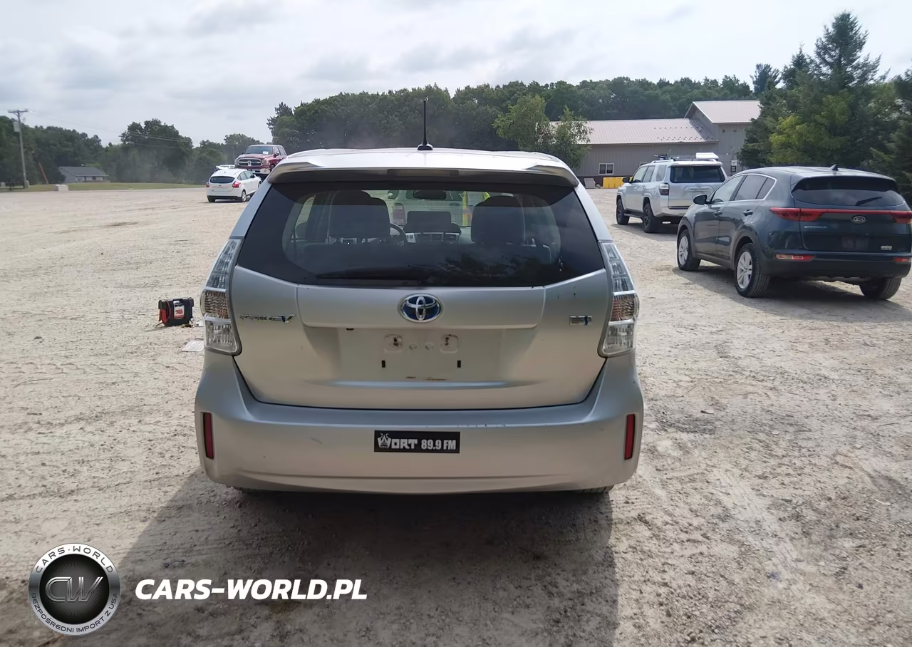 2013 Toyota Prius V Three VIN:JTDZN3EU5D3282792 - 16
