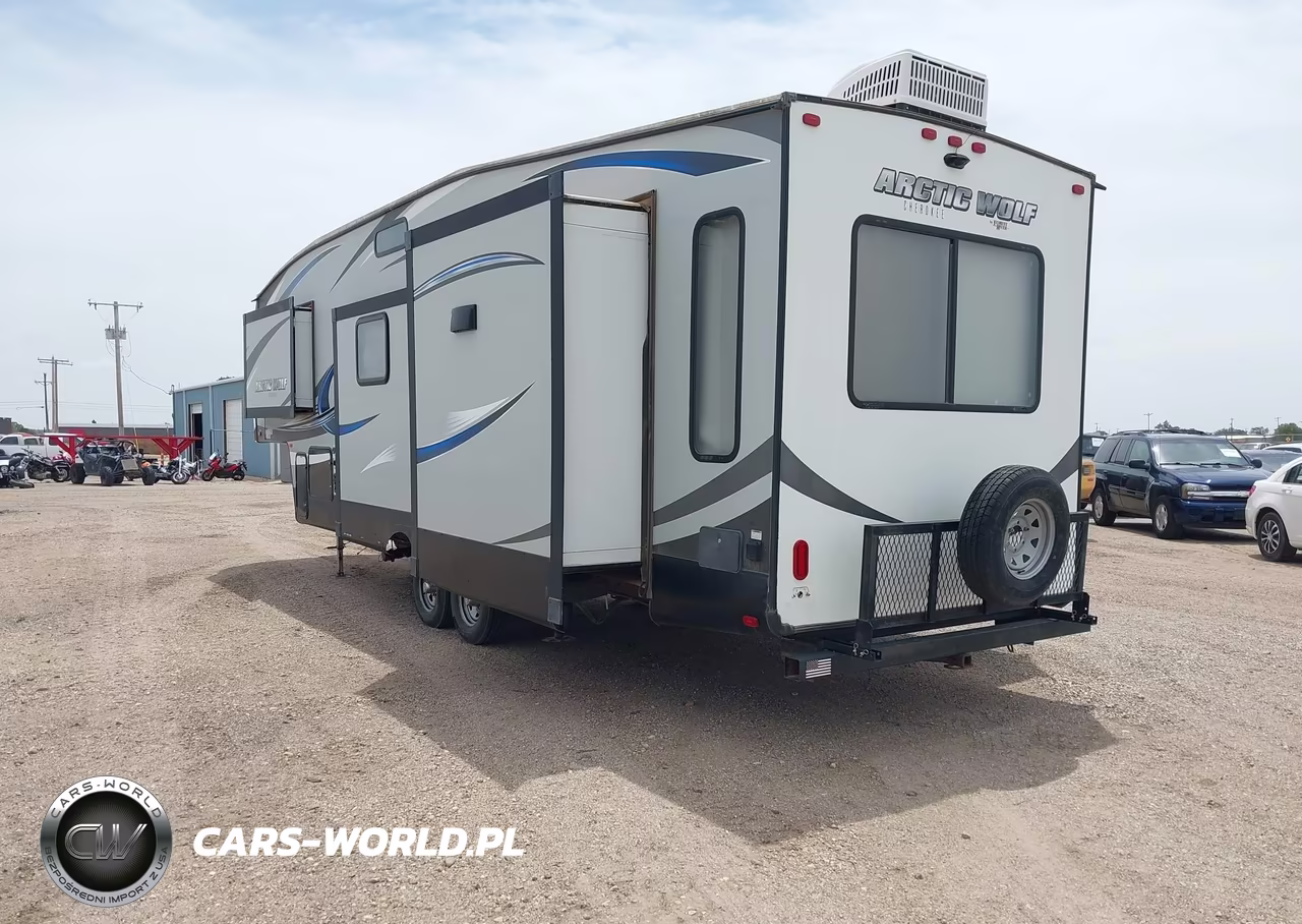 2018 Forest River Cherokee 30' 5Th Wheel VIN:5ZT3CKVB7J2701987 - 3