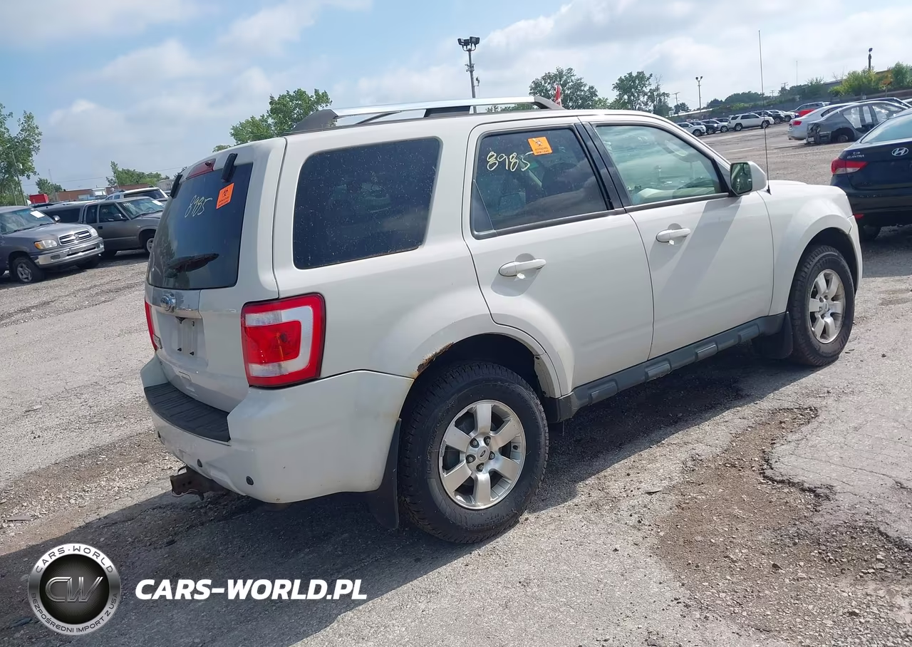 2011 Ford Escape Limited VIN:1FMCU0E70BKB20567 - 4
