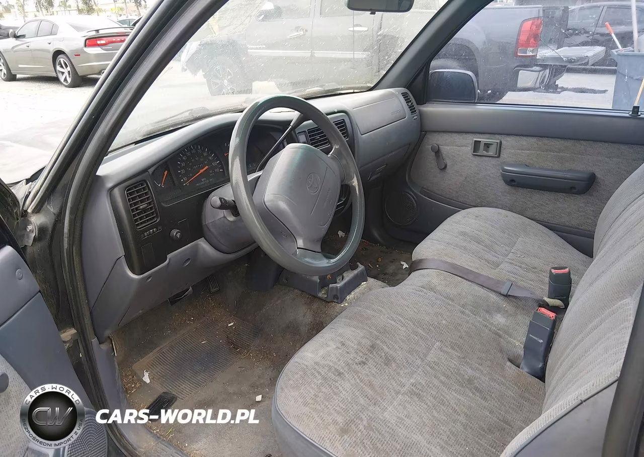 1999 Toyota Tacoma VIN:4TANL42N2XZ431924 - 8