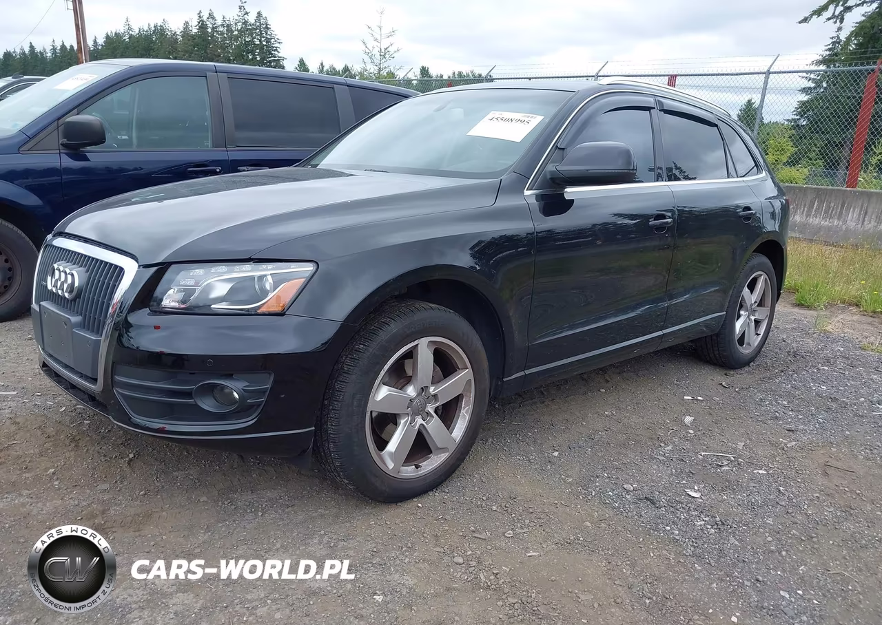 2011 Audi Q5 2.0T Premium VIN:WA1LFAFP0BA085578 - 2