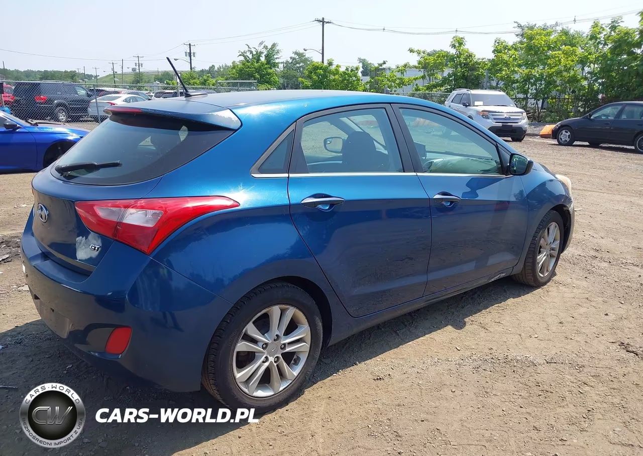 2014 Hyundai Elantra Gt VIN:KMHD35LHXEU177805 - 4