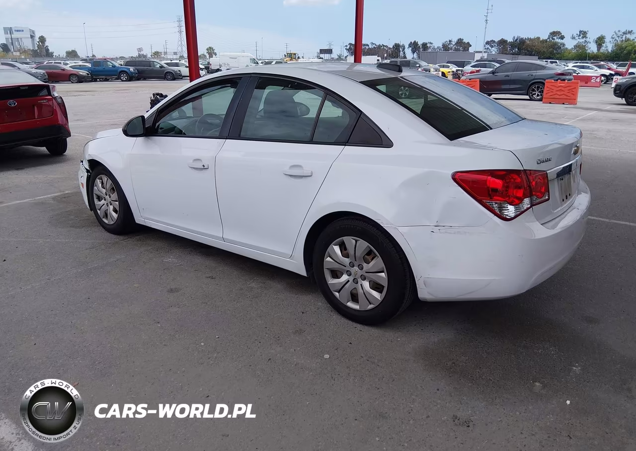 2016 Chevrolet Cruze Limited Ls Auto VIN:1G1PC5SG9G7117891 - 3