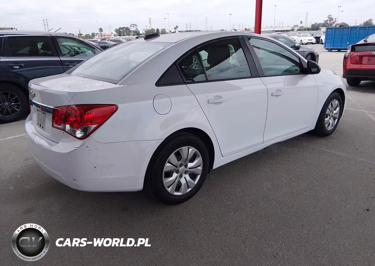 2016 Chevrolet Cruze Limited Ls Auto VIN:1G1PC5SG9G7117891 - 4