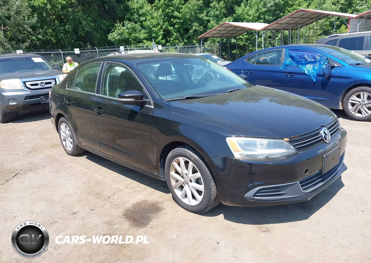 2014 Volkswagen Jetta 1.8T Se – zdjęcie 1 z 13