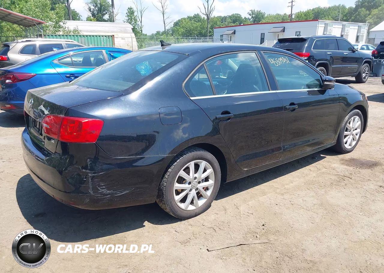 2014 Volkswagen Jetta 1.8T Se VIN:3VWD17AJ4EM325122 - 4