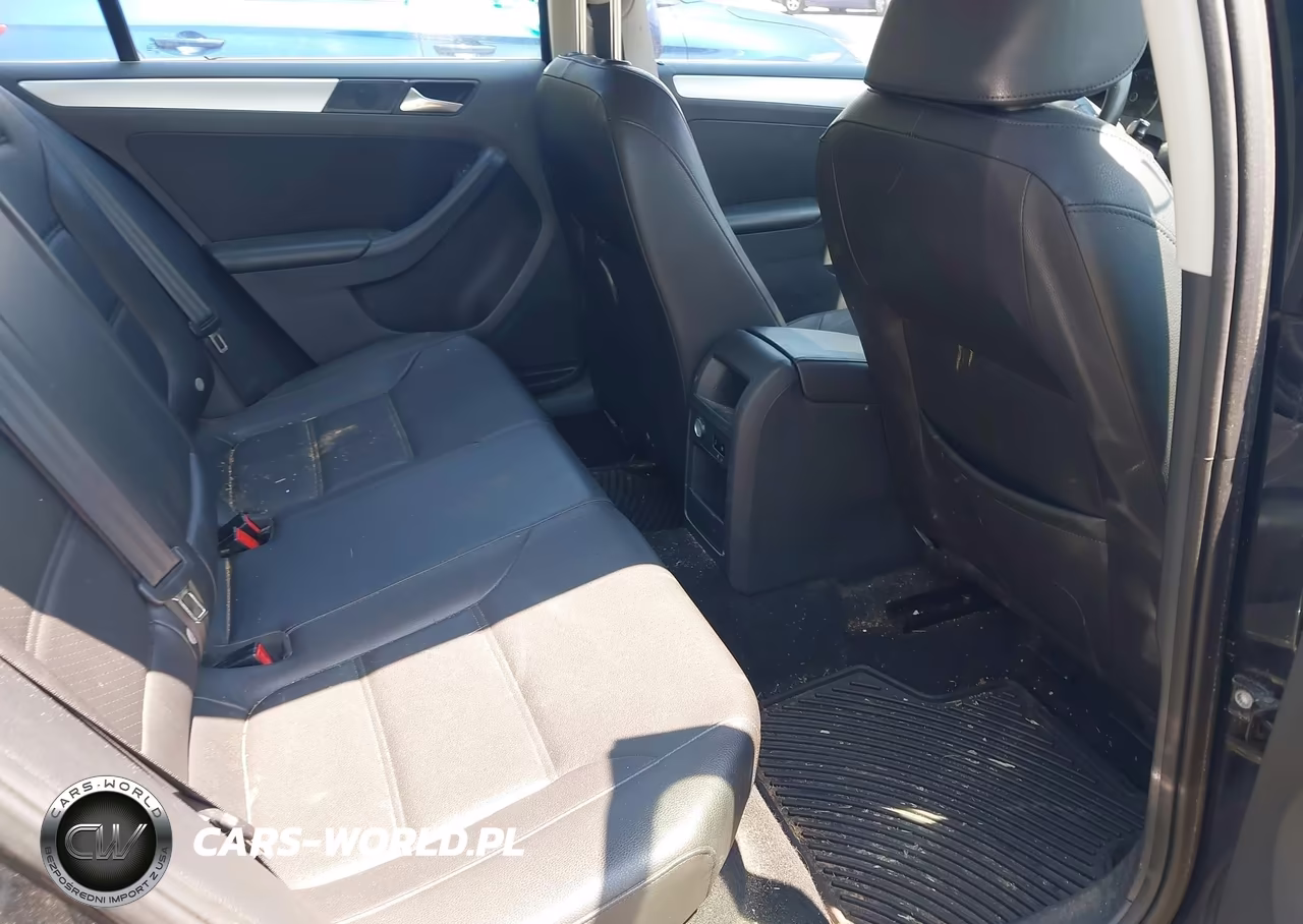 2014 Volkswagen Jetta 1.8T Se VIN:3VWD17AJ4EM325122 - 8