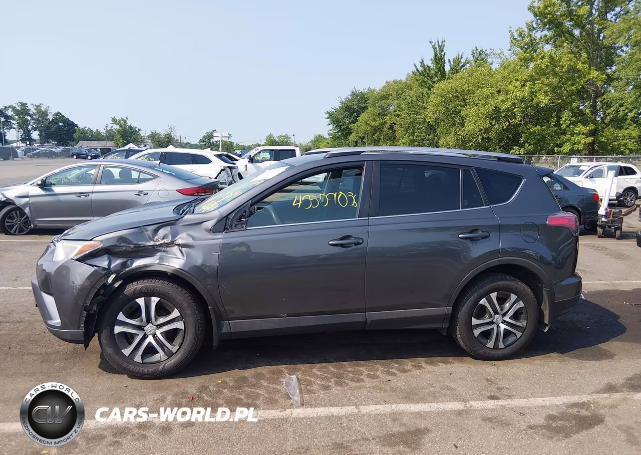 2017 Toyota Rav4 Le VIN:2T3BFREV1HW551061 - 6