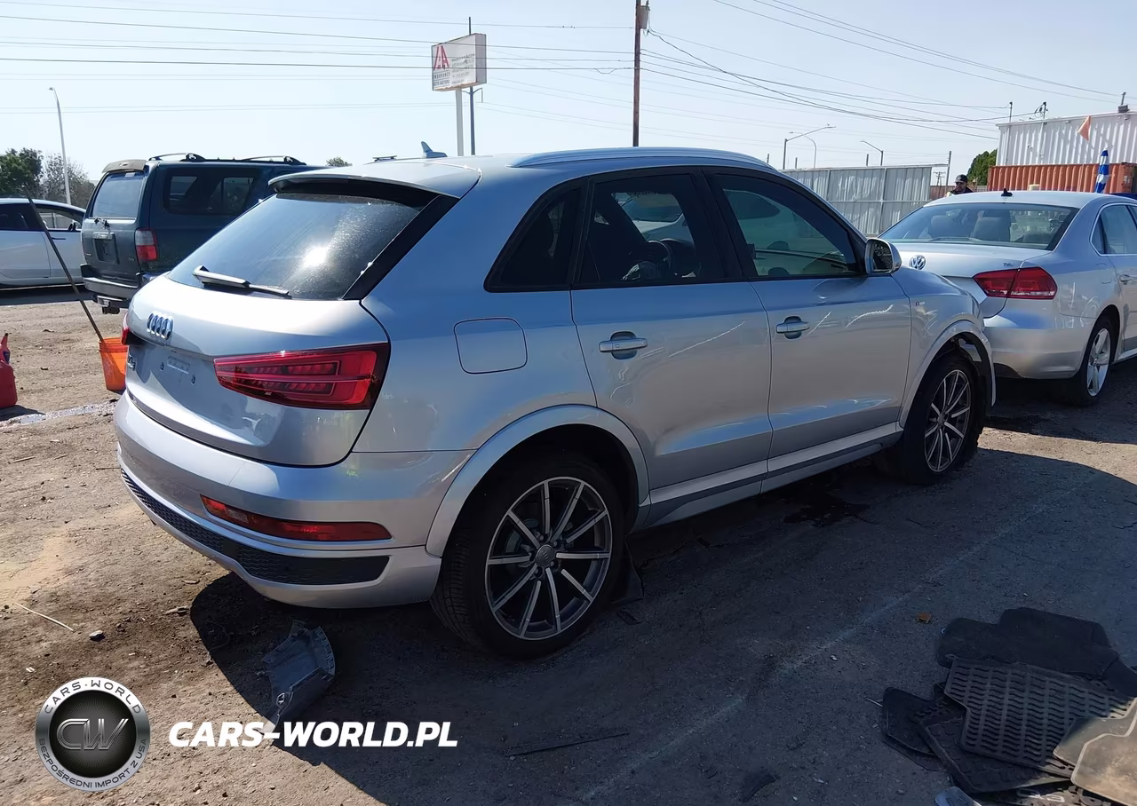 2018 Audi Q3 2.0T Premium-2.0T Sport Premium VIN:WA1BCCFSXJR030902 - 4